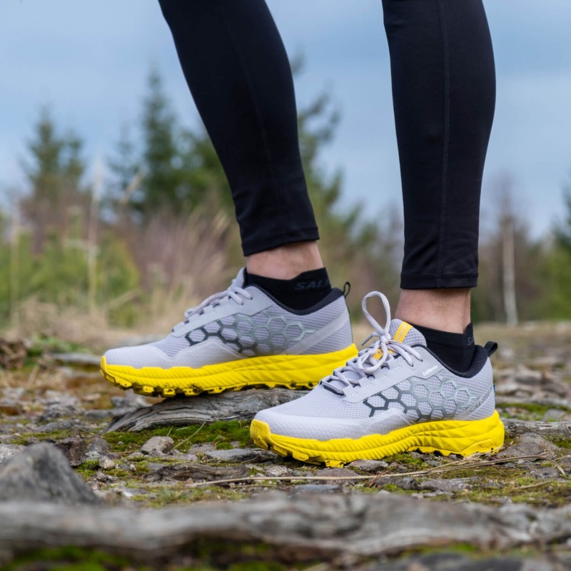 SALMING Recoil Trail Warrior Shoe LavenderGrey/Yellow